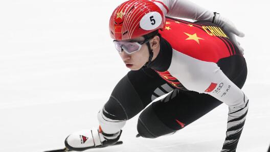 【冬奥进行时】短道速滑男子500米预赛：3名中国选手顺利晋级1/4决赛