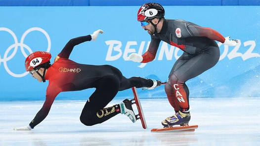杨扬：中国男队晋级短道男子接力决赛得益于新规则