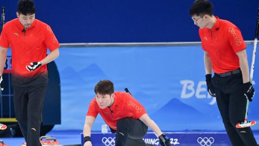 男子冰壶循环赛|中国队6-7英国队