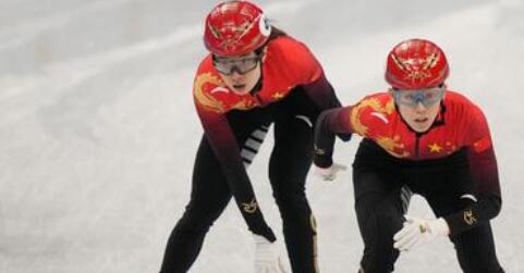 【冬奥进行时】短道速滑女子3000米接力决赛：中国队夺得铜牌