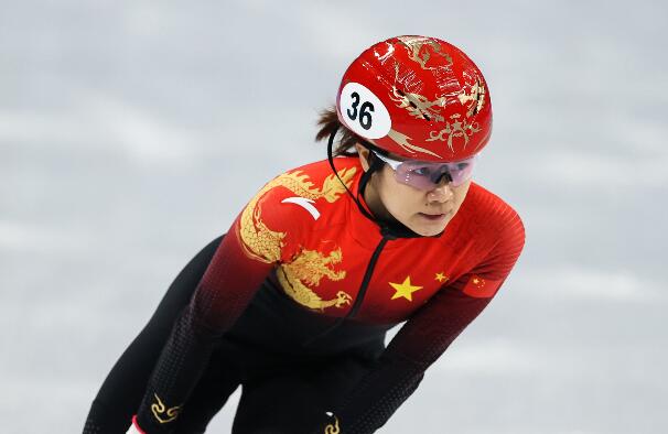 短道速滑女子1500米决赛中国选手韩雨桐名列第七