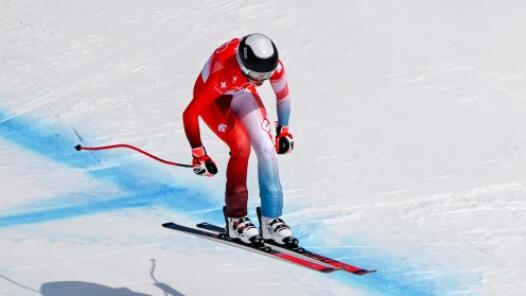瑞士选手包揽高山滑雪女子全能金银牌