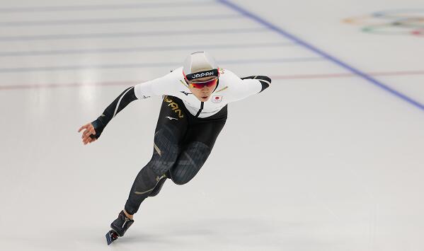 速度滑冰1000米高木美帆破纪录夺冠 中国三名选手无缘奖牌