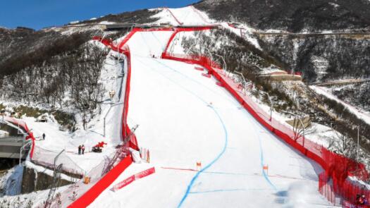 高山滑雪混合团体比赛因大风天气取消今日比赛