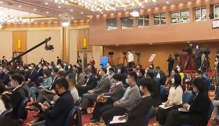 民主不民主实践最有说服力，人民最有发言权