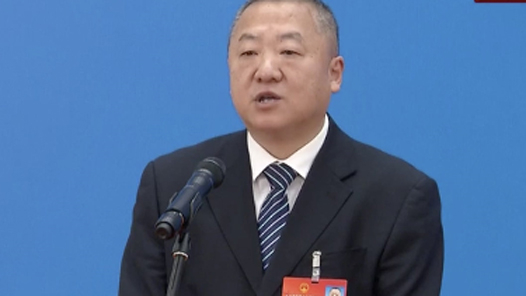 姜涛代表：35年来手执焊枪只做一件事，那就是超越自我、攻破难关