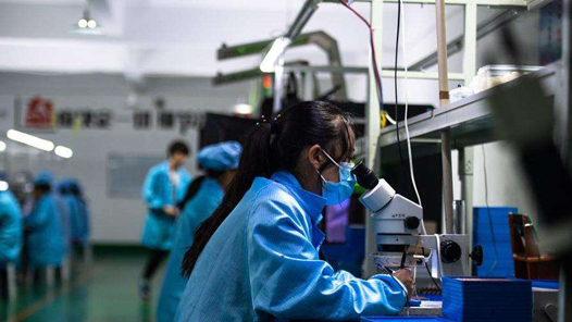 两会报告解读丨助企纾困再加力！2022年预计退税减税约2.5万亿元