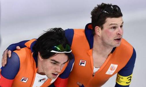 速滑世锦赛：挪威队、荷兰队分获男、女团体追逐冠军