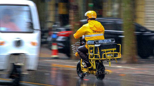 “企业既然设了外卖骑手岗位，就应承担相应责任”