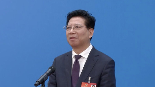 胡卫委员：建议建立职教高考制度