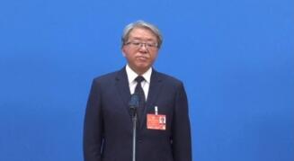 孙德宏委员寄语新闻记者：希望更多地关注普通劳动者