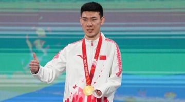 摘得金牌！想“快乐滑雪”的梁景怡，却从不服输