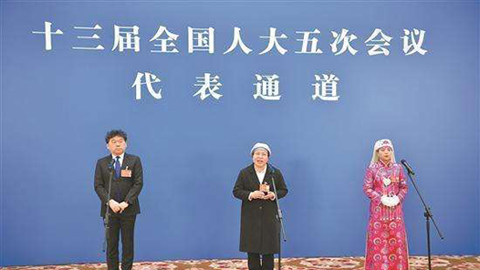 他们全部来自基层一线！听，代表通道上的基层声音→