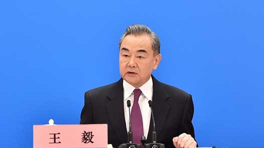 王毅就防止乌克兰出现大规模人道主义危机提出六点倡议