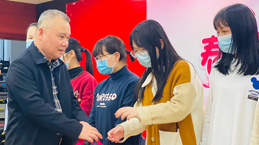 ƽ̶ۺʵܹů¾ҵ̬ŮͶ