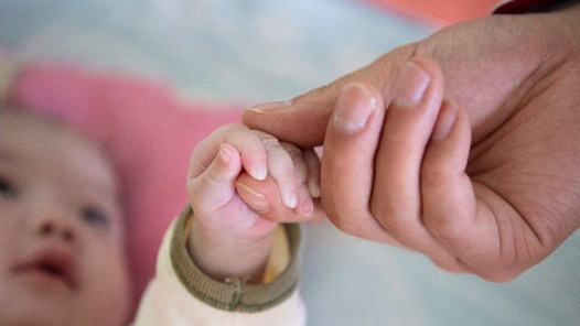 今日关注：别让生育假成为“甜蜜的负担”