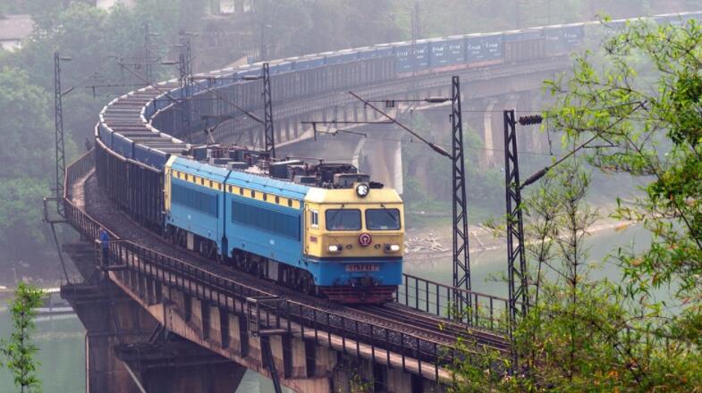 最高法报告剑指外逃腐败犯罪分子：境外不是法外，虽远必惩