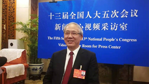 罗俊代表：我国首次使用国产自主卫星测得全球重力场数据