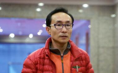 巩汉林委员：流量不代表质量 喜剧应交给专业人来做