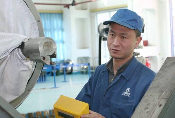 全国人大代表、2021年“大国工匠年度人物”徐立平：“技能培训需要更多线上资源”