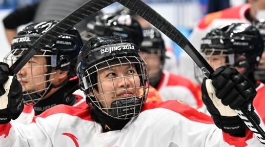 残奥冰球小组赛：中国队战胜意大利队