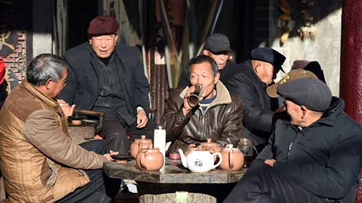 小茶馆连着大会堂——从两会看中国全过程人民民主