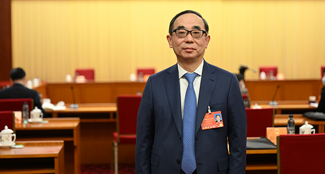 孙飘扬代表：扩大药品专利期限补偿效力，促进医药创新