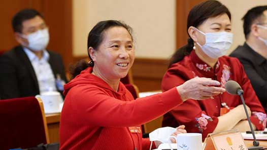 郭小芹代表：“引老乡、回故乡、建家乡”