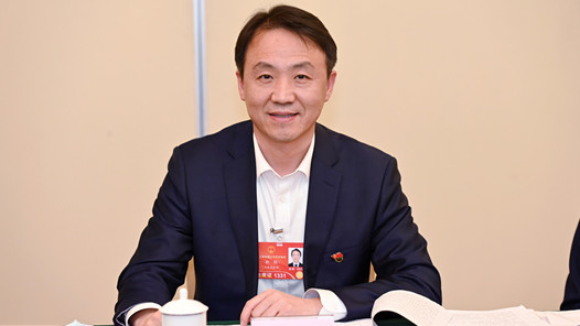 【工言工语】全国人大代表郭锐：应设立“复合型”专业教师培养基地