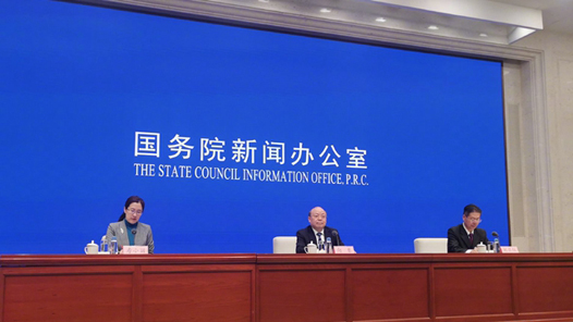 “发展冰雪运动和冰雪产业”写入政府工作报告