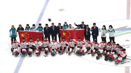 中国残奥冰球队创历史夺铜牌