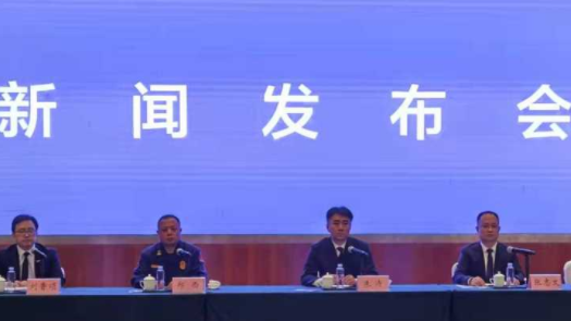 �������� | ����2000���˻�������չ�ֳ���Ԯ