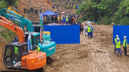 ��Ԯ�ֳ����ֲ��ַɻ��к�������к�