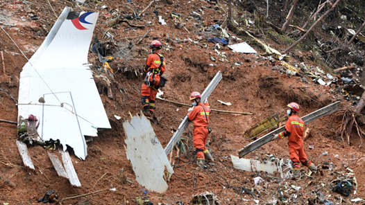 321东航坠机事件图片