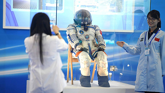 ܽ ʱΰͻ ŬʵָˮƽƼǿ