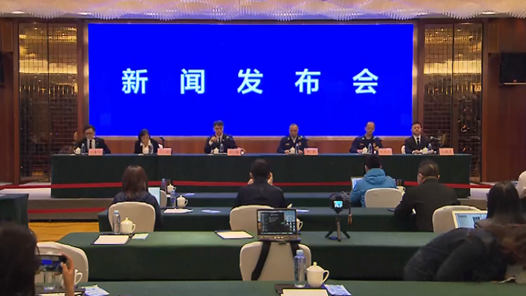 ��������Χ���ַɻ���Ƭ���������������