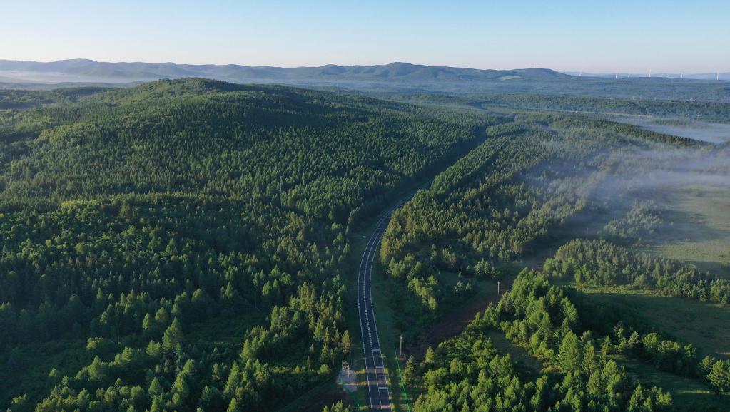 ܽ ʱΰحӣɫ дɫƪ