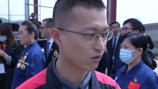 【中工新闻】劳模快递小哥张义标：每一份快递都是一份责任！