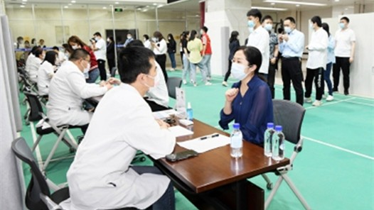 陕西省总工会启动“弘扬劳模精神 关爱劳动者健康”活动