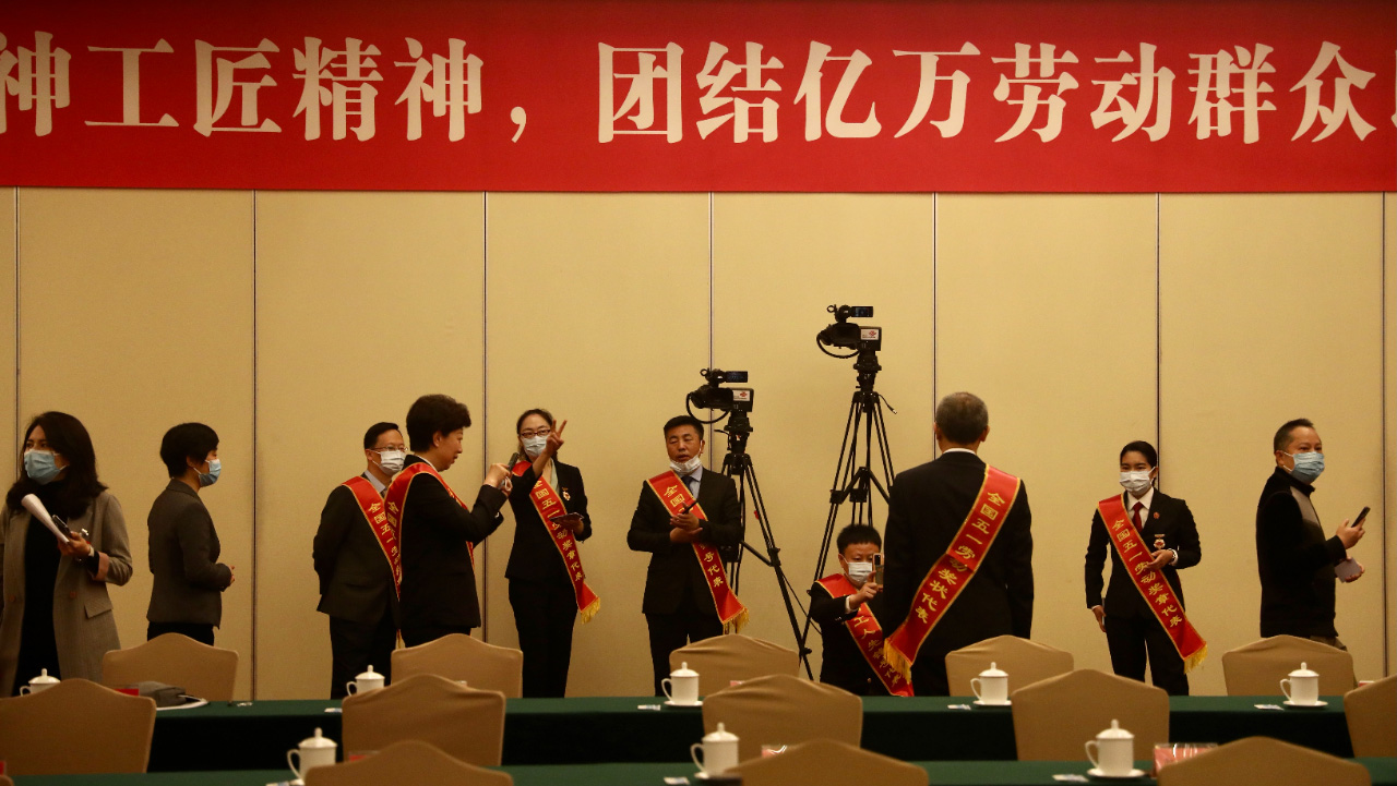 晓晓带你走进属于奋斗者的群英会