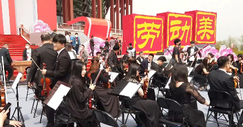 幕后揭秘：专访2022年“五一”国际劳动节心连心特别节目导演张敏