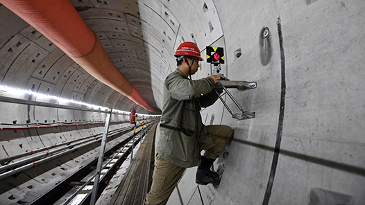 焦点访谈：建功新时代 劳模精神 成就非凡