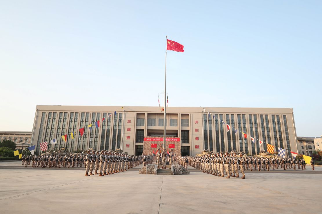 抓练兵 为打赢:直击我驻吉布提保障基地军事技能比武 -中工军事-中工