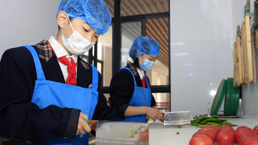 �����Ͷ�����С����