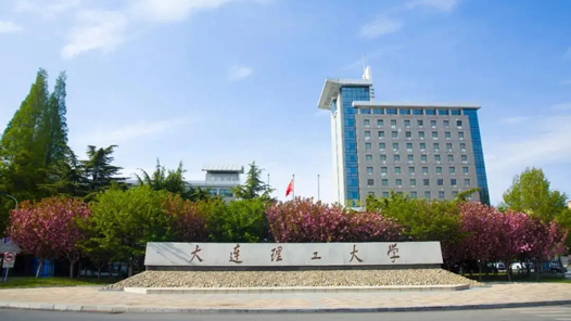 ��������������У����Ա�ڴ���������ѧ�ڶ�������������