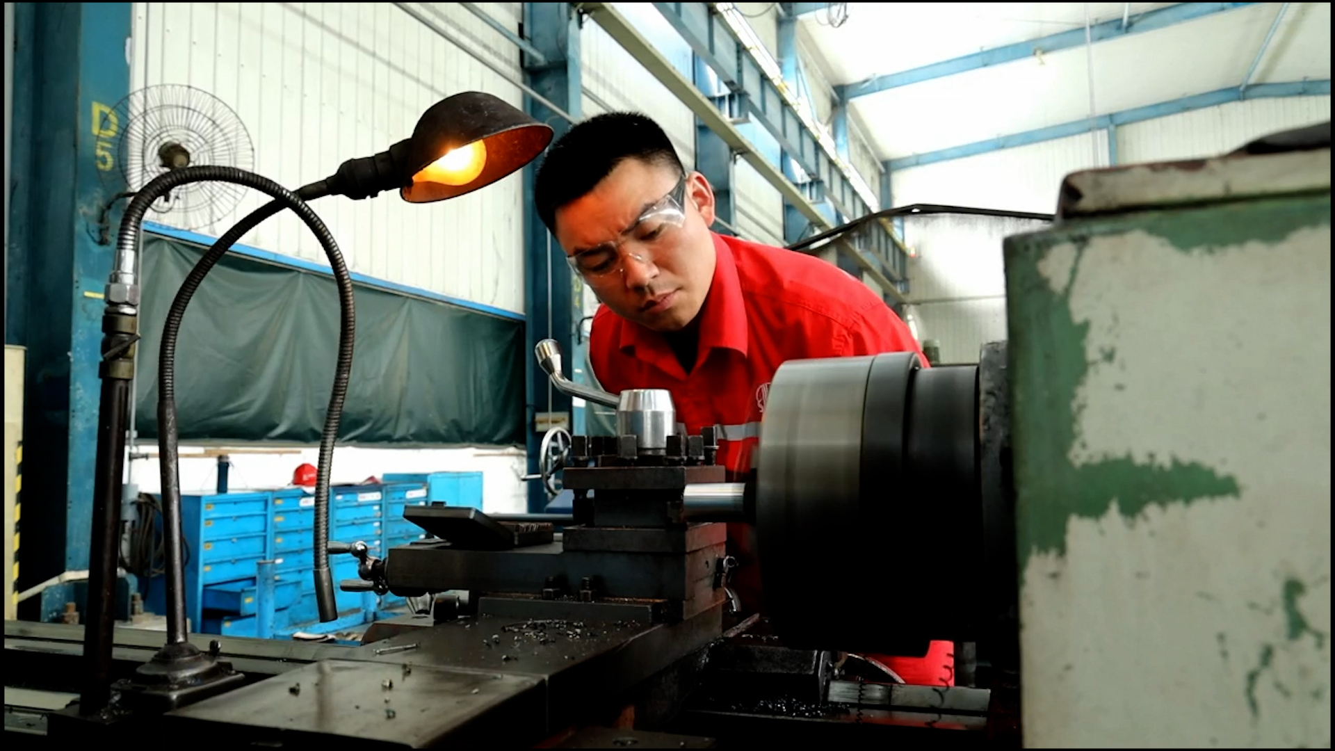 【2022·劳动创造幸福】用普通车床加工绣花针