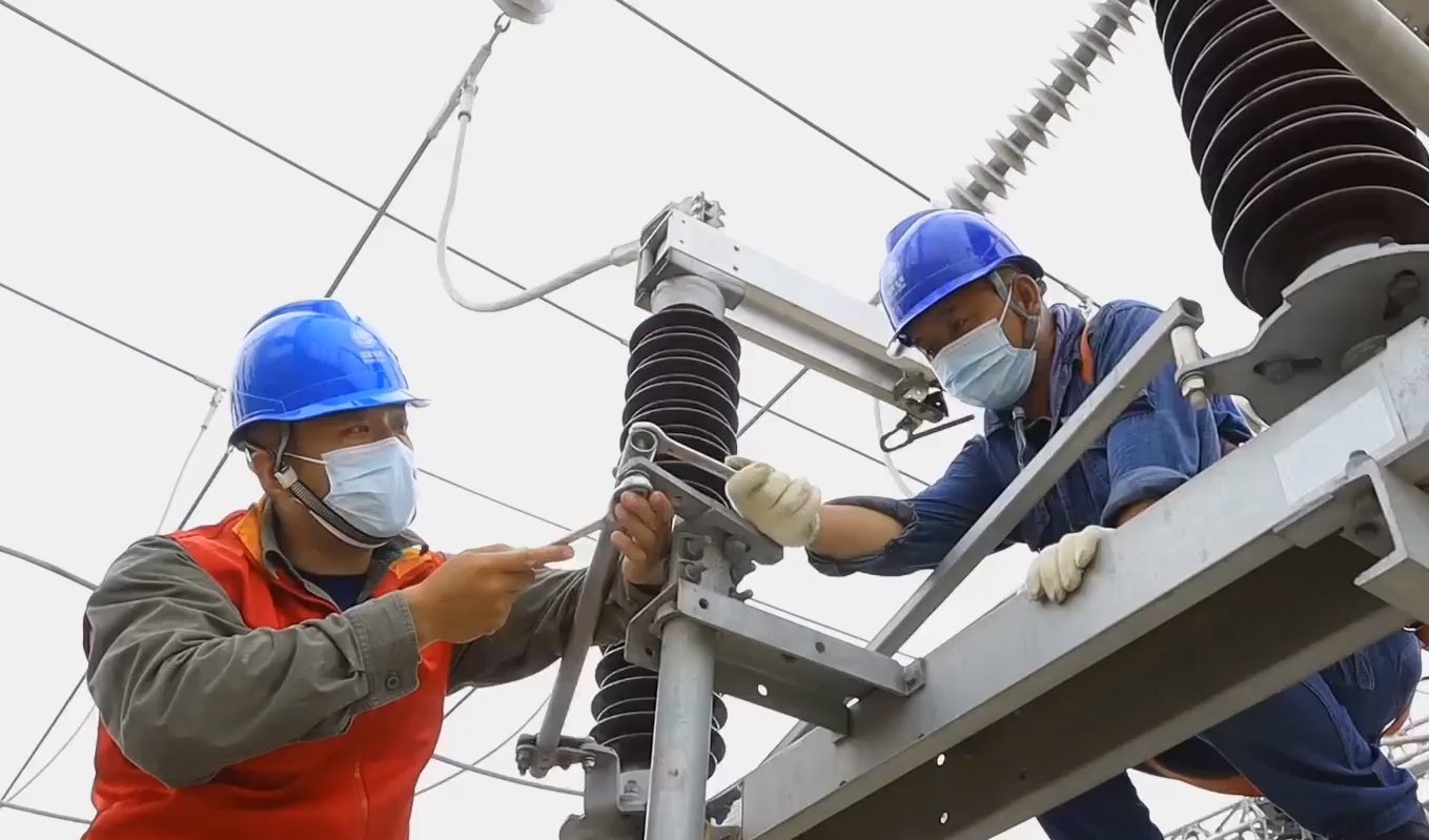 【2022·劳动创造幸福】“电力铁军”