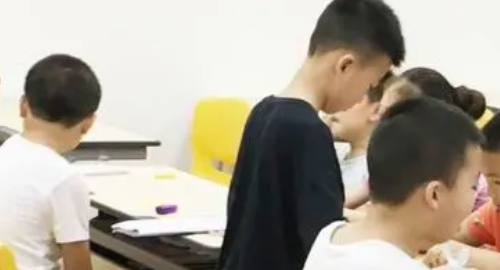 ��������85%��ѧ������ѵ��������Ԥ�շѼ��