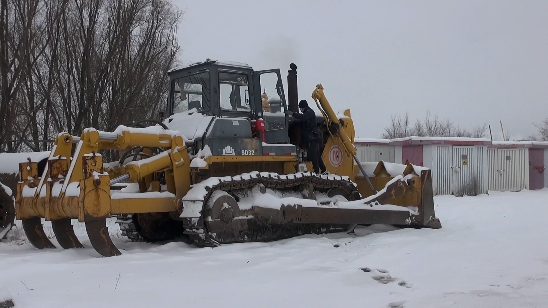 【2022·劳动创造幸福】抗击风雪元露人