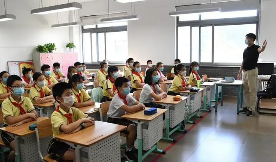 ���𱱾�ʵ���µķ��ش�ʩ����Сѧ�׶�԰ȷ����Уʱ��